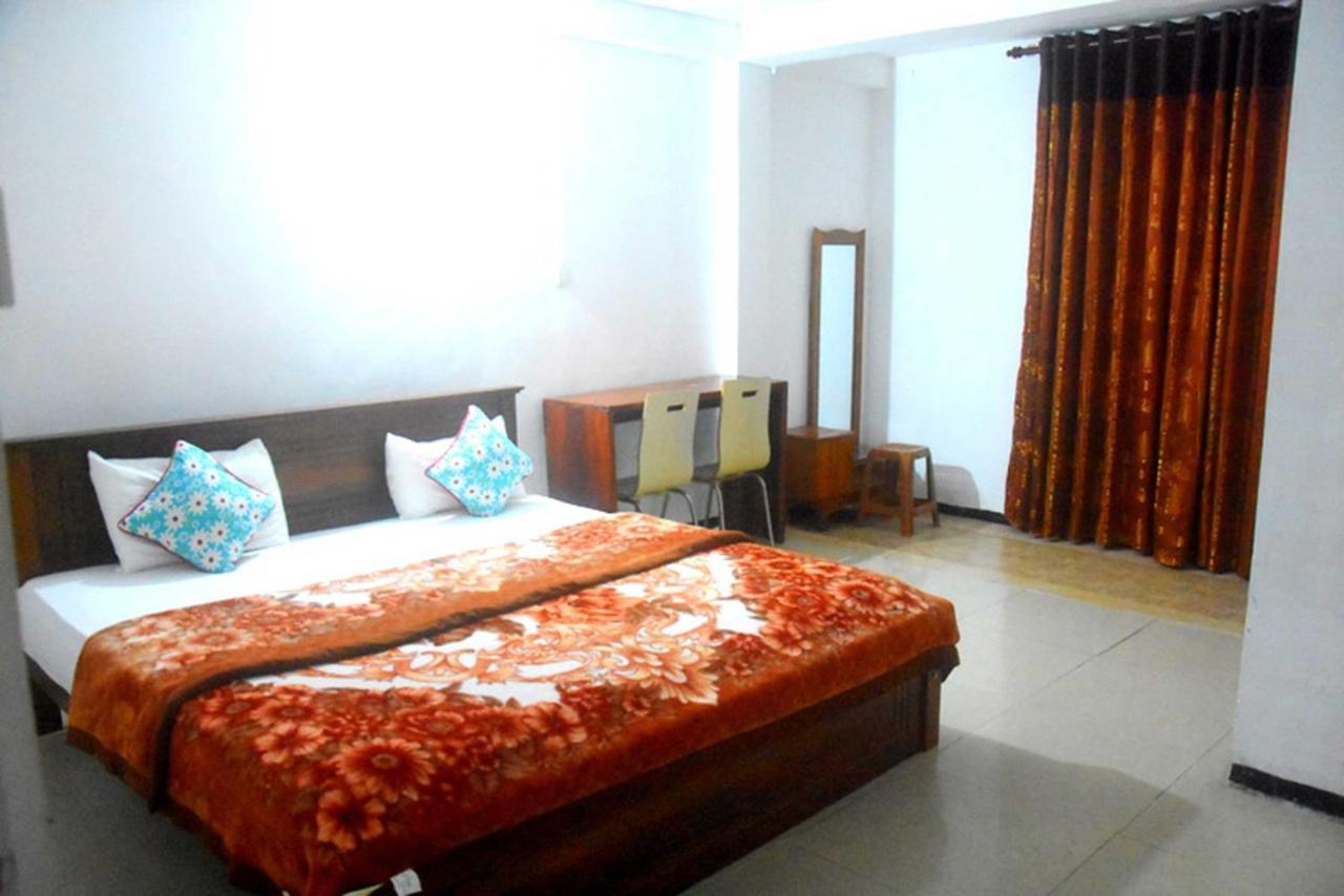 Unique View Nuwaraeliya Hotel Nuwara Eliya Exterior foto